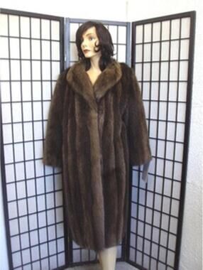 NEW REFURBISHED LONG HAIRED BEAVER FUR COAT JACKET W/ FISHER TRIM WOMEN WOMAN 4
